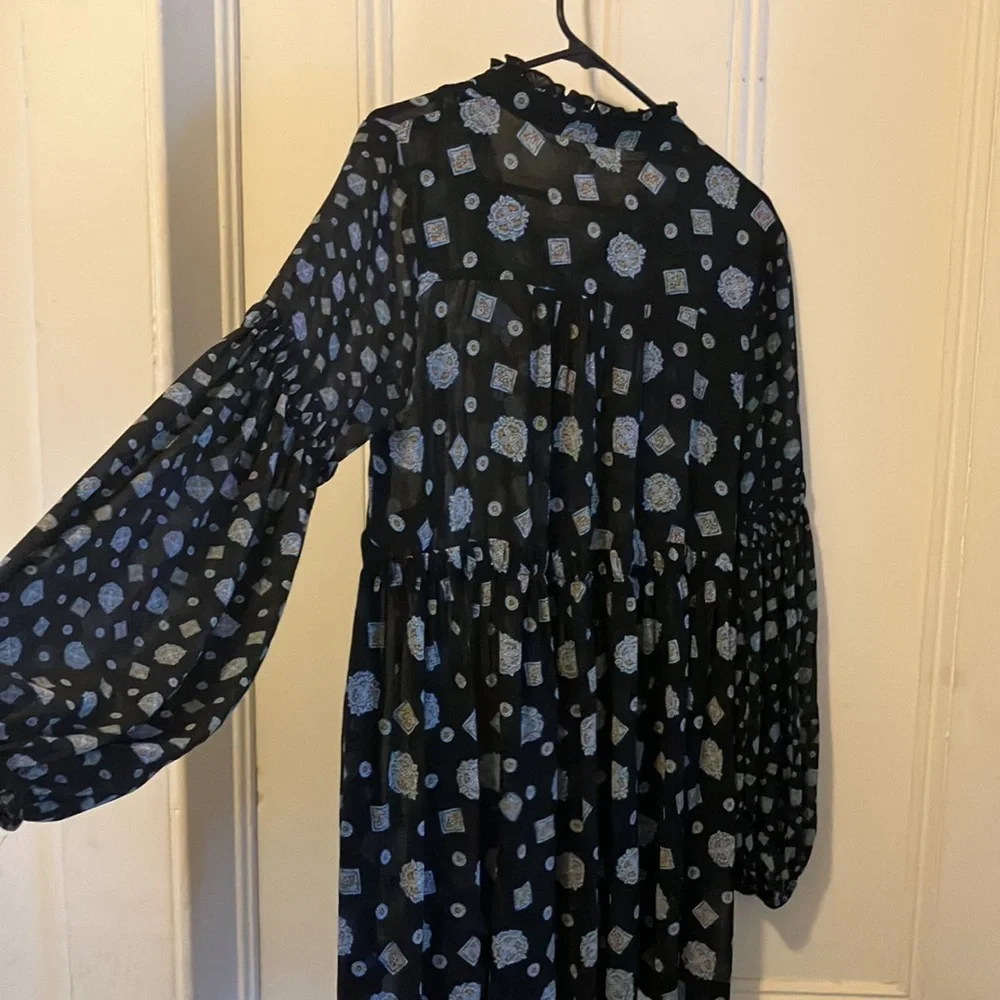 Free people patterned tunic length dress with full bell sleeve past elbow small